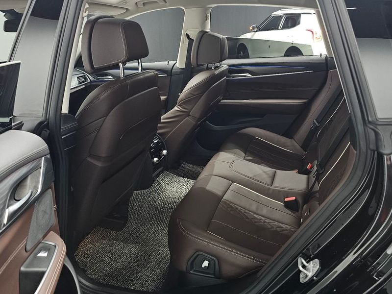 2021 BMW 6 Series 620d Luxury photo 12