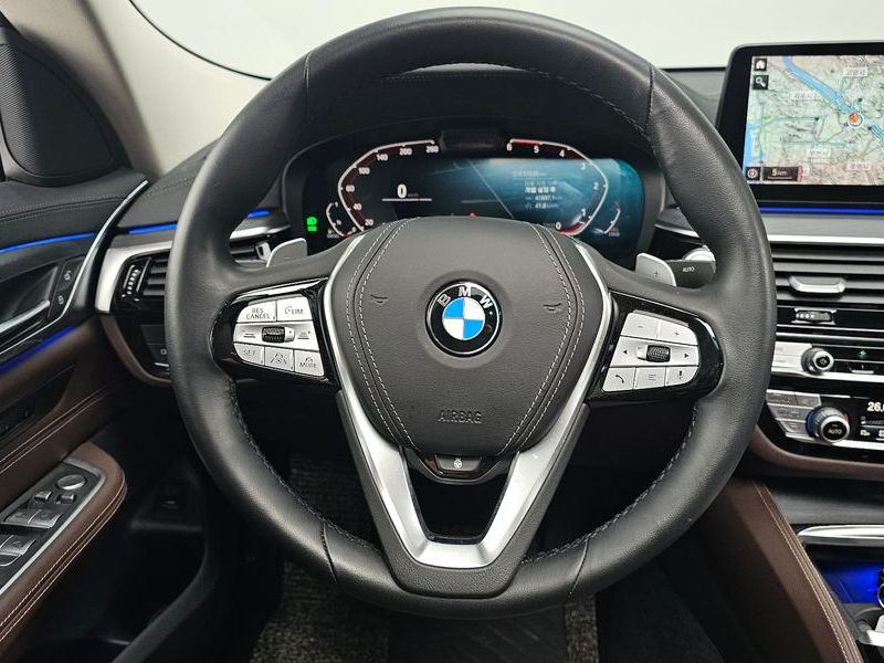 2021 BMW 6 Series 620d Luxury photo 13