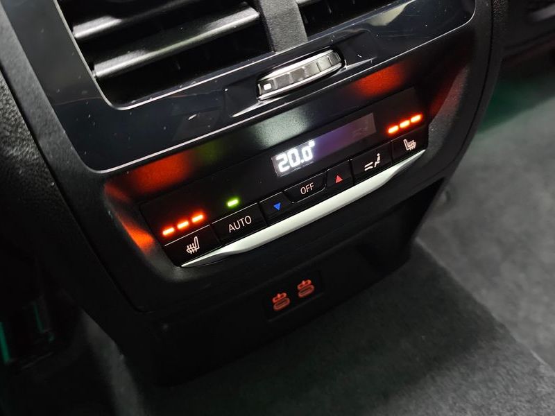 2023 BMW X4 xDrive20i xLine photo 17
