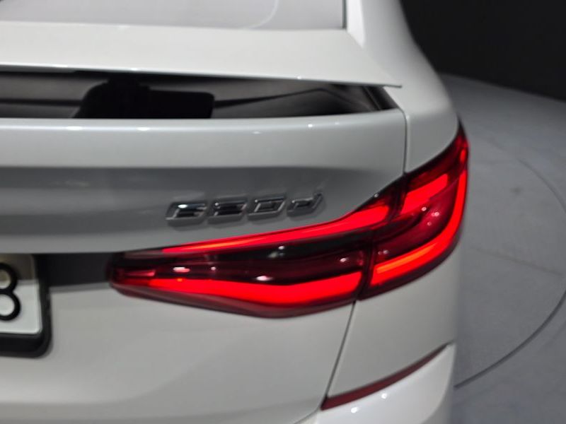 2022 BMW 6 Series 620d xDrive M Sport photo 23