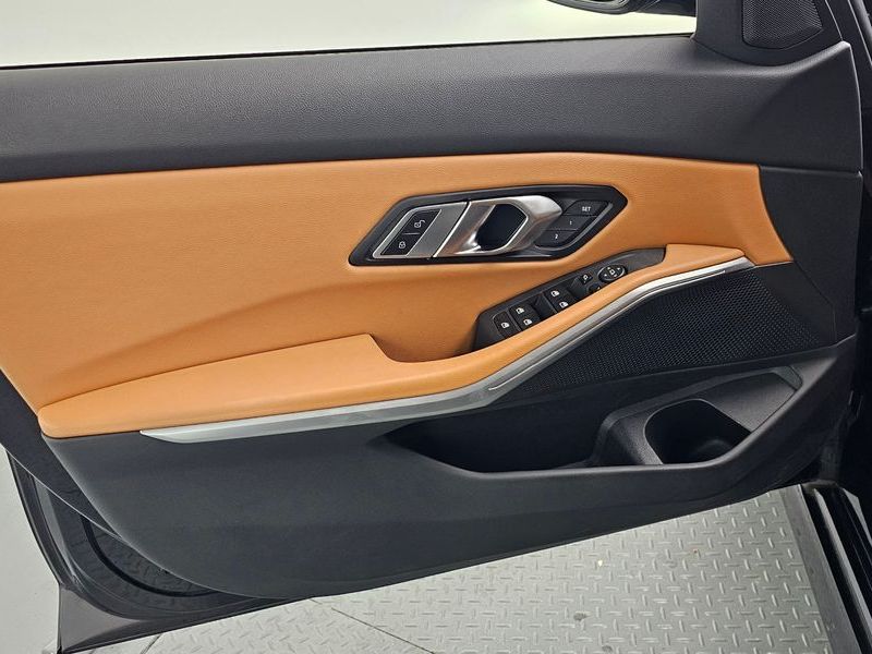 2023 BMW 3 Series 320d xDrive photo 24