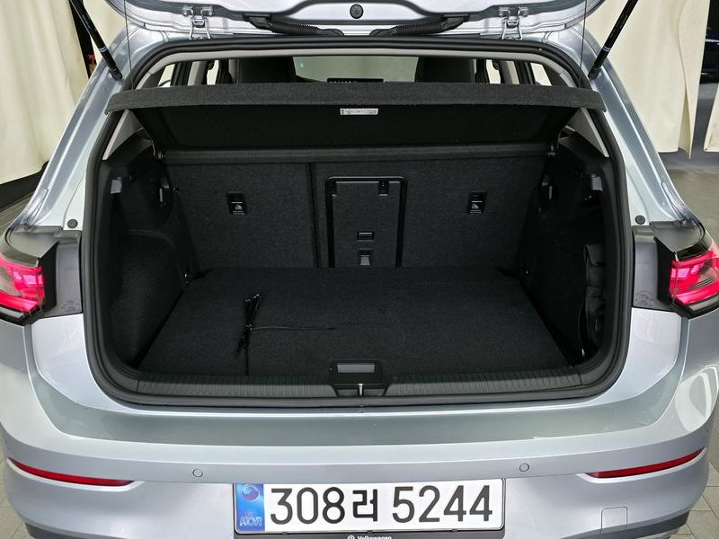 2025 Volkswagen Golf 2.0 TDI Prestige photo 20