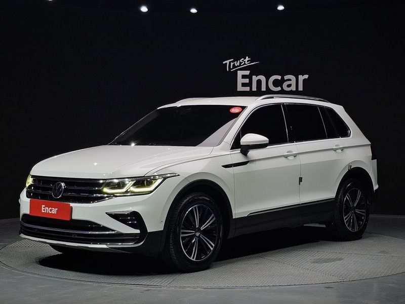 2021 Volkswagen Tiguan 2.0 TDI Premium photo 1