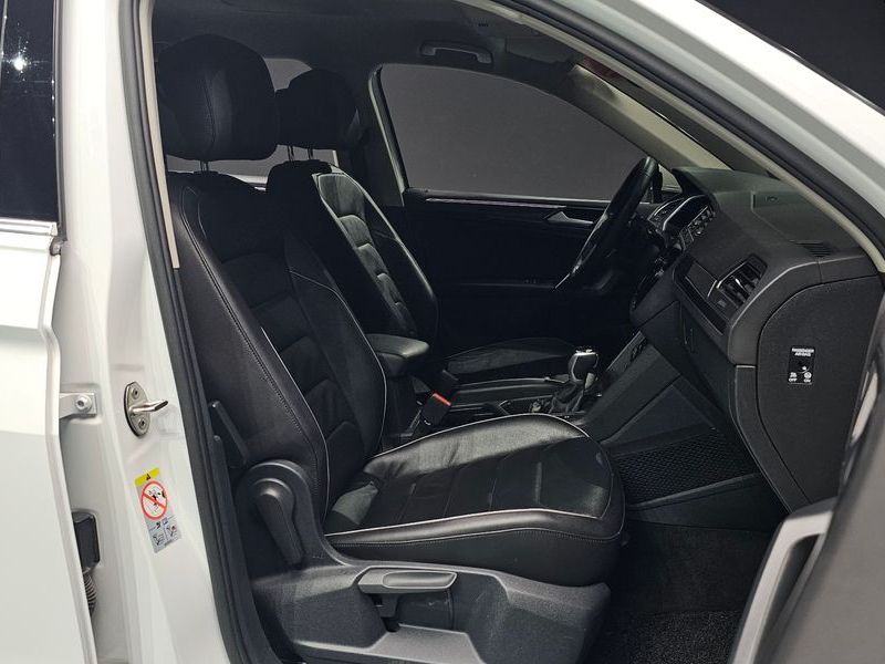 2021 Volkswagen Tiguan 2.0 TDI Premium photo 10