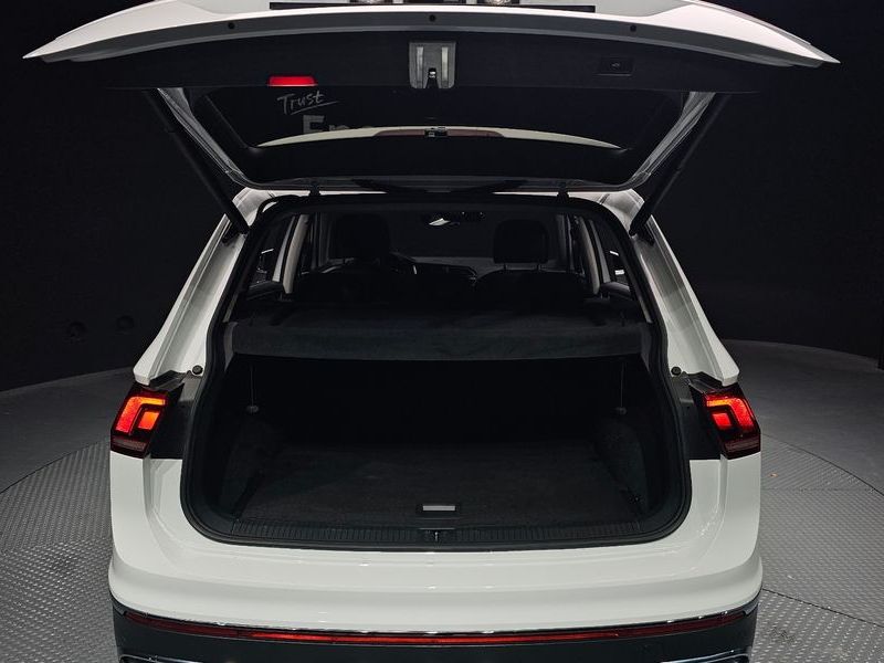2021 Volkswagen Tiguan 2.0 TDI Premium photo 20