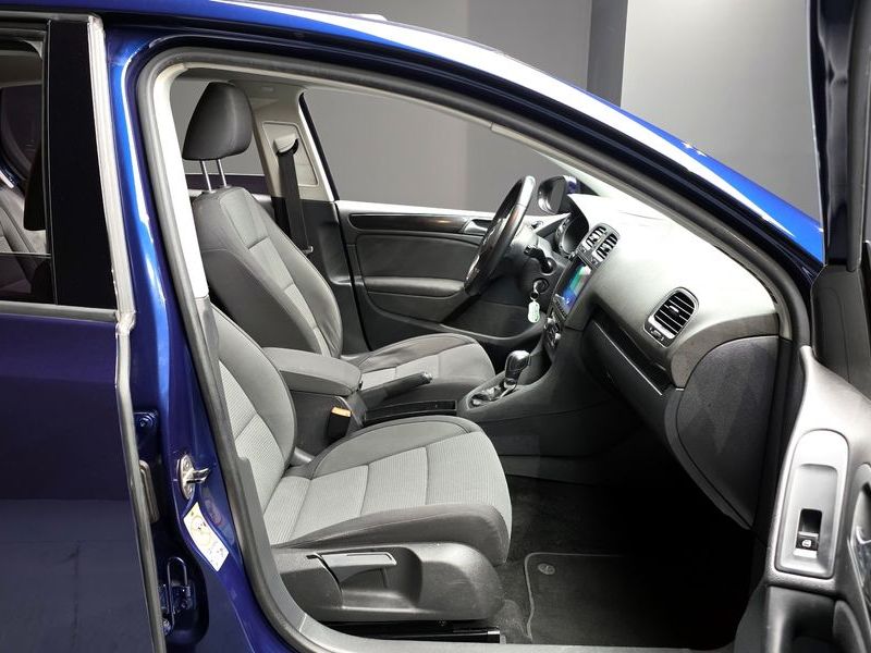 2013 Volkswagen Golf 2.0 TDI StyleEdition photo 10