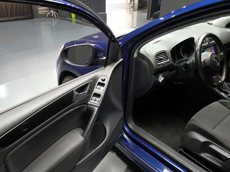 2013 Volkswagen Golf 2.0 TDI StyleEdition photo 11