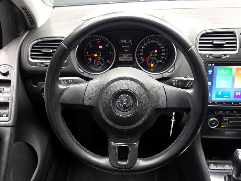 2013 Volkswagen Golf 2.0 TDI StyleEdition photo 13