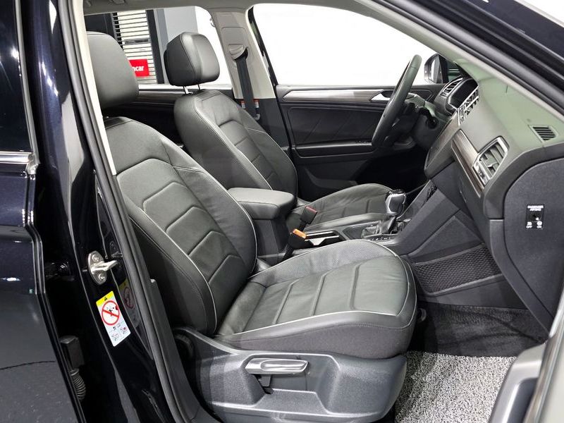 2023 Volkswagen Tiguan 2.0 TSI Prestige photo 11