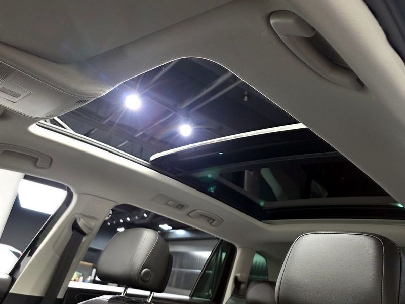 2023 Volkswagen Tiguan 2.0 TSI Prestige photo 19