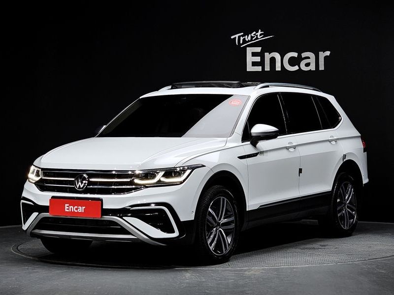 2023 Volkswagen Tiguan 2.0 TSI Prestige photo 1