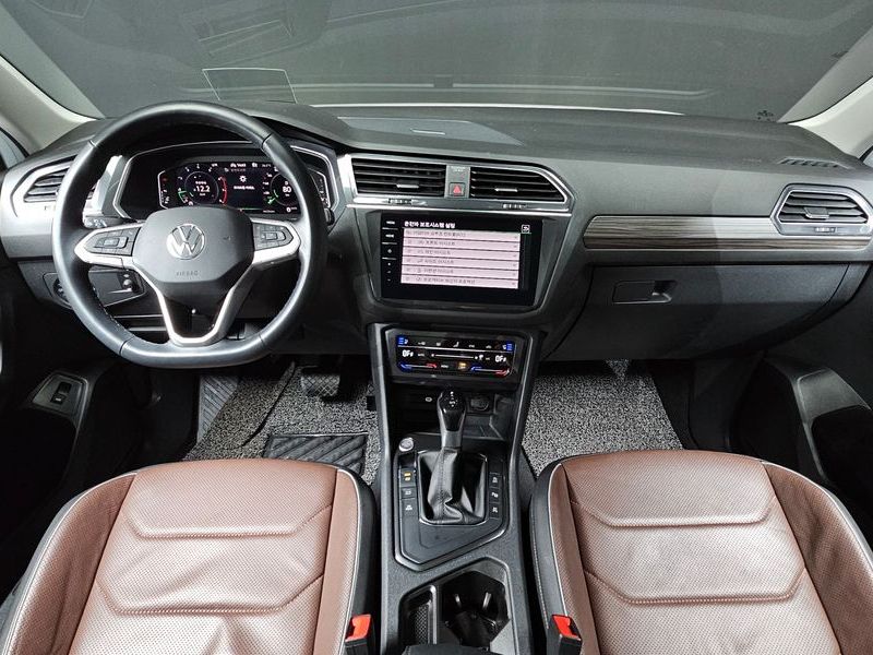 2023 Volkswagen Tiguan 2.0 TSI Prestige photo 7