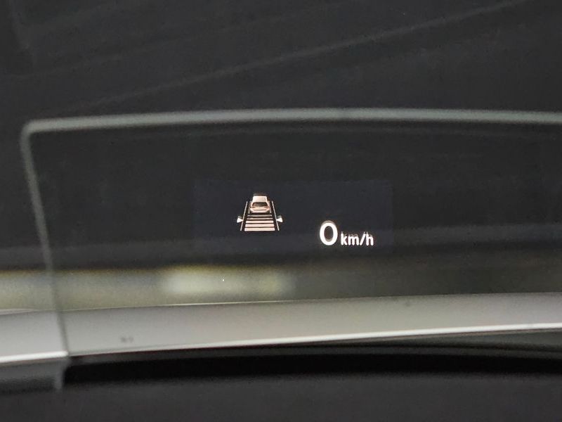 2023 Volkswagen Tiguan 2.0 TSI Prestige photo 17