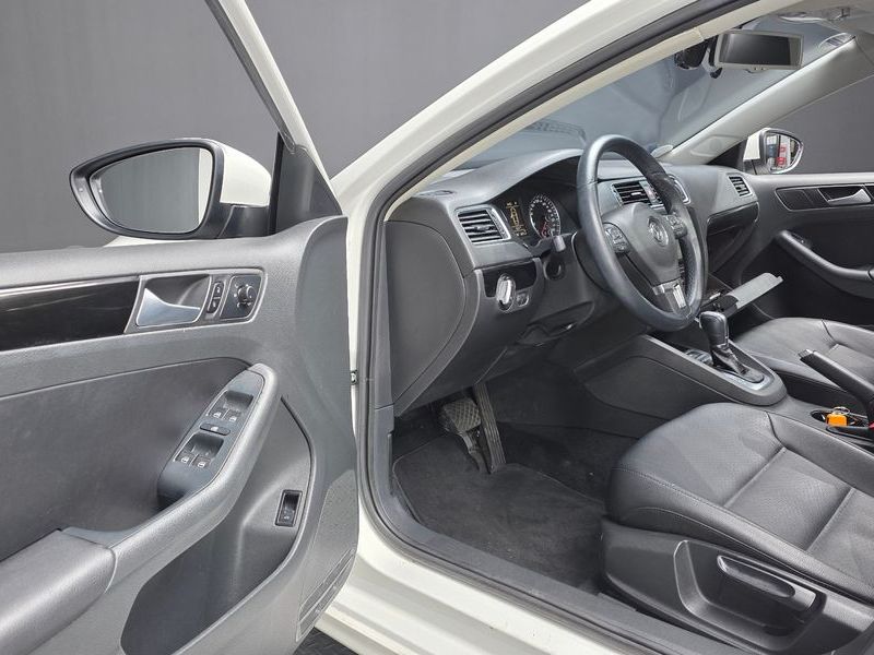 2013 Volkswagen Jetta 2.0 TDI 6th photo 10