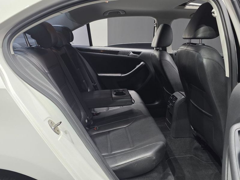 2013 Volkswagen Jetta 2.0 TDI 6th photo 12
