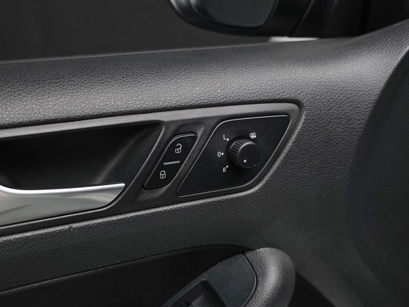 2013 Volkswagen Jetta 2.0 TDI 6th photo 17