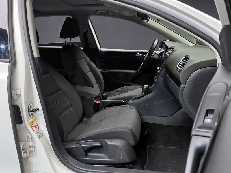 2013 Volkswagen Golf 2.0 TDI StyleEdition photo 10