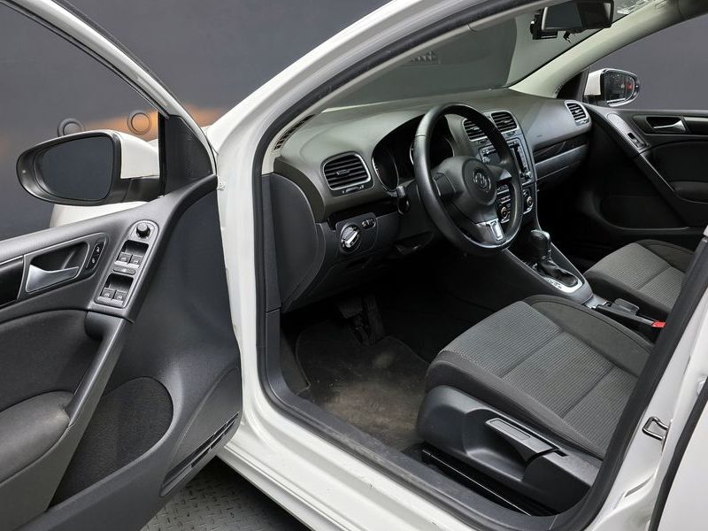 2013 Volkswagen Golf 2.0 TDI StyleEdition photo 11