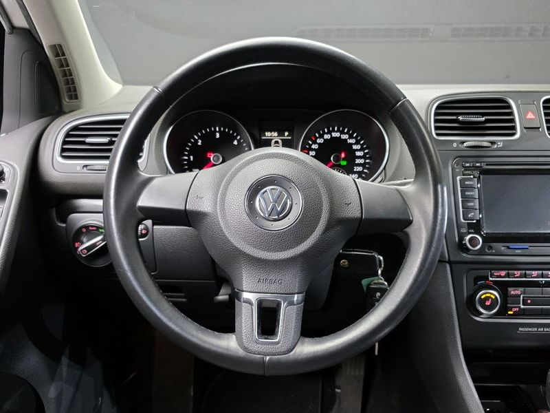 2013 Volkswagen Golf 2.0 TDI StyleEdition photo 13