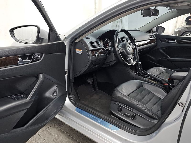 2014 Volkswagen Passat 2.0 TDI B7 photo 10