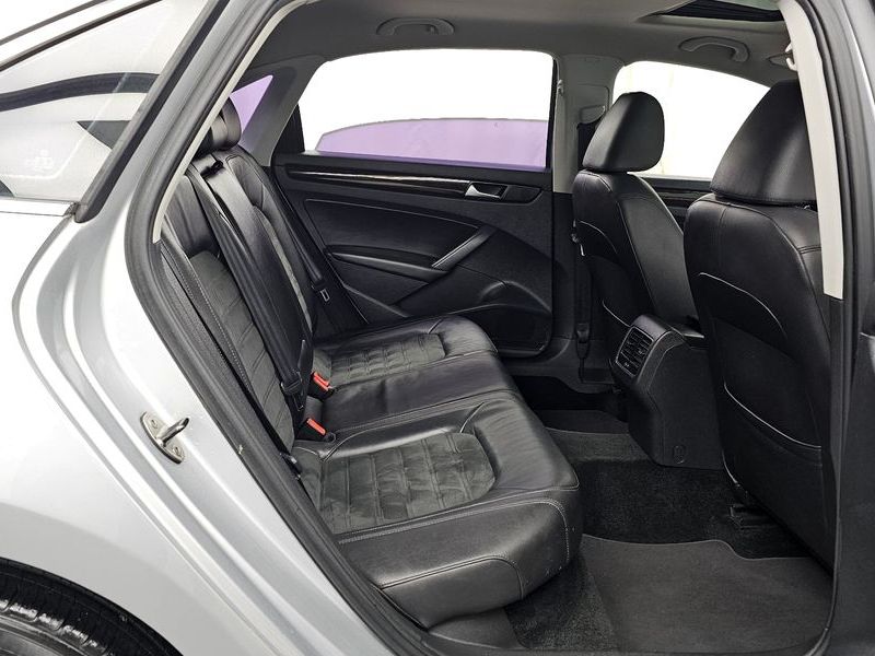 2014 Volkswagen Passat 2.0 TDI B7 photo 12