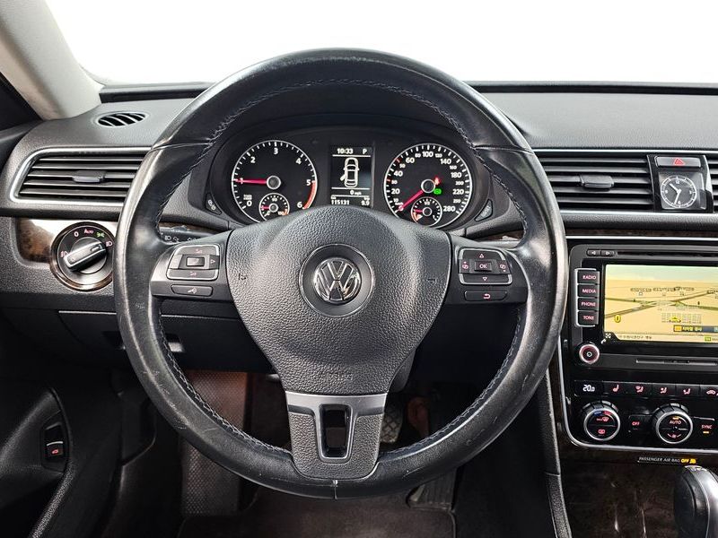 2014 Volkswagen Passat 2.0 TDI B7 photo 13