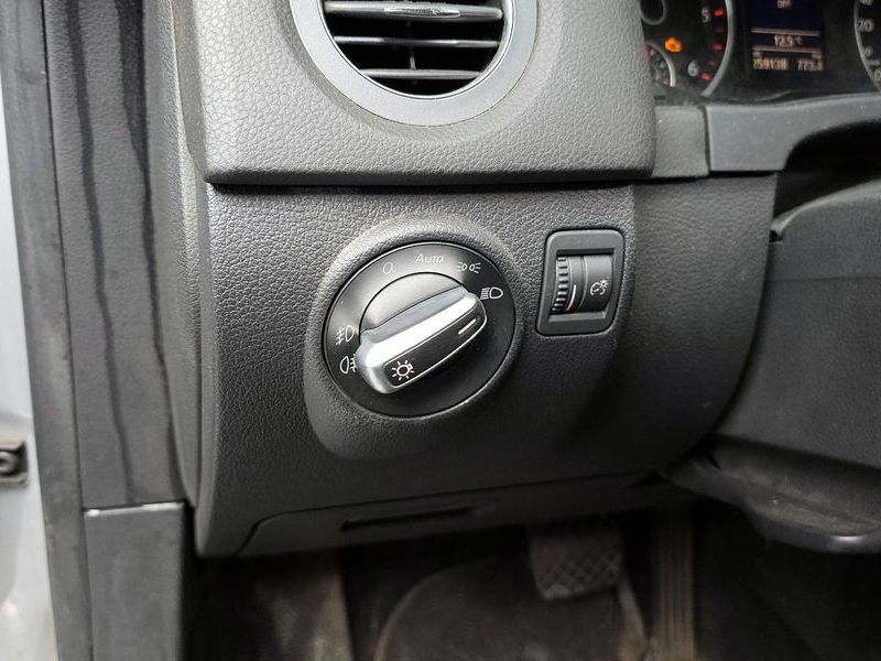 2013 Volkswagen Tiguan 2.0 TDI Premium 5N photo 17