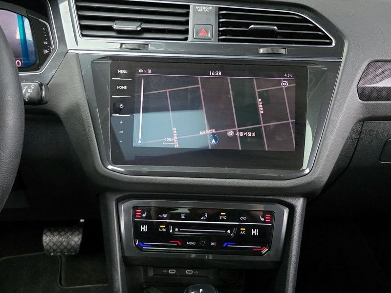 2023 Volkswagen Tiguan 2.0 TDI Prestige photo 16