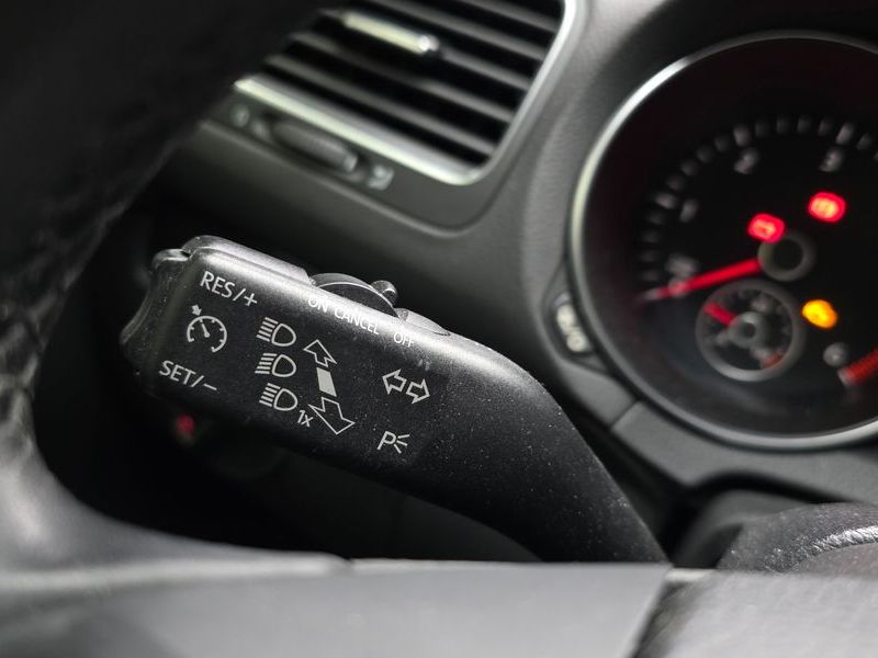 2013 Volkswagen Golf 2.0 TDI StyleEdition photo 17