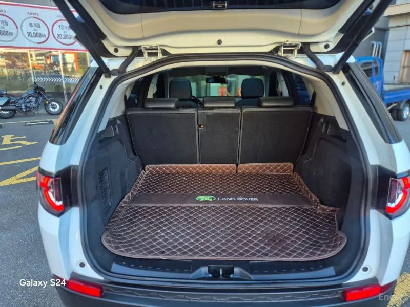 2016 Land Rover Discovery Sport 2.0 TD4 SE photo 7