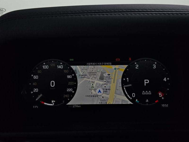 2025 Land Rover Defender 90 D250 X-Dynamic SE photo 12
