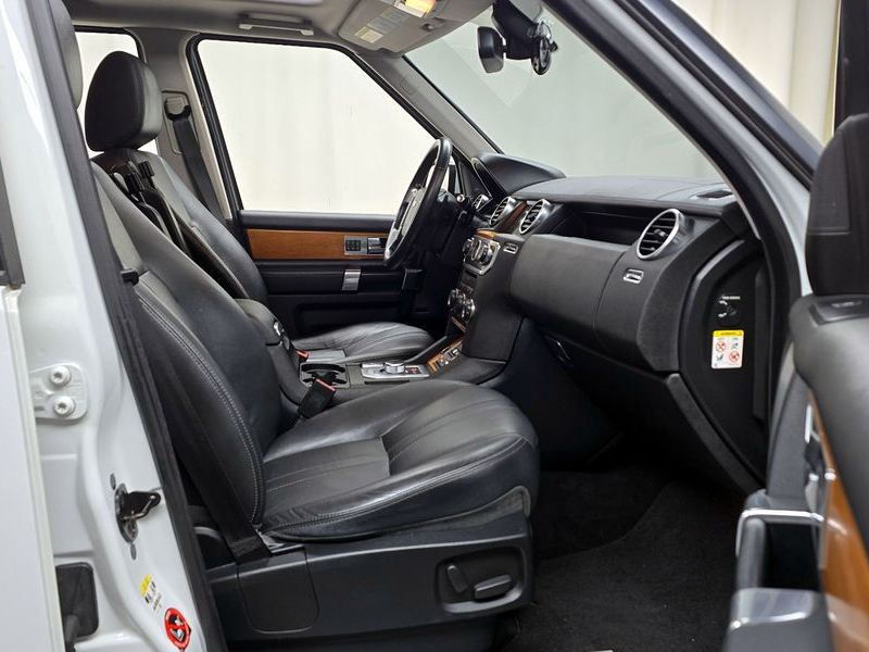 2013 Land Rover Discovery 3.0 SDV6 SE photo 10