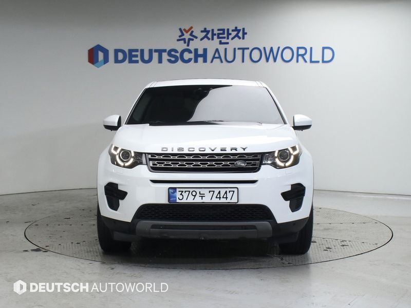 2016 Land Rover Discovery Sport 2.0 TD4 SE photo 1