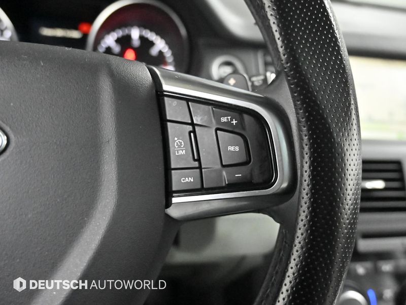 2016 Land Rover Discovery Sport 2.0 TD4 SE photo 16