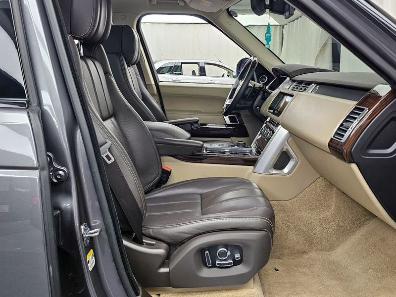 2017 Land Rover Range Rover 5.0 SC Vogue SE photo 11