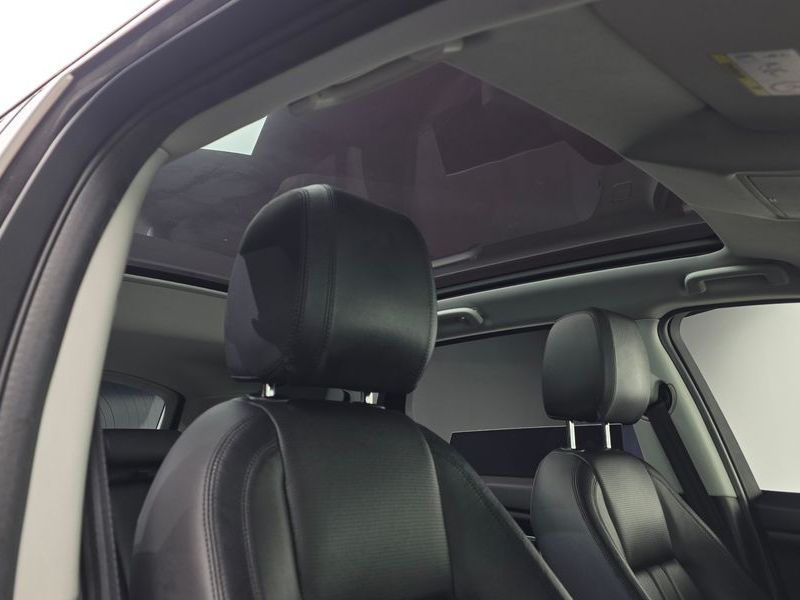 2017 Land Rover Discovery Sport 2.0 TD4 SE (150PS) photo 17