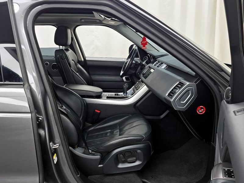 2015 Land Rover Range Rover Sport 3.0 SDV6 HSE photo 11
