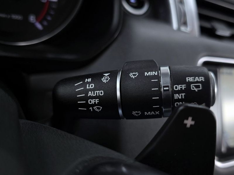 2015 Land Rover Range Rover Sport 3.0 SDV6 HSE photo 16