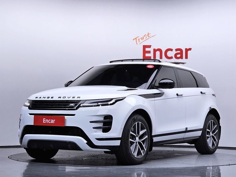 2026 Land Rover Range Rover Evoque P250 Dynamic SE photo 1