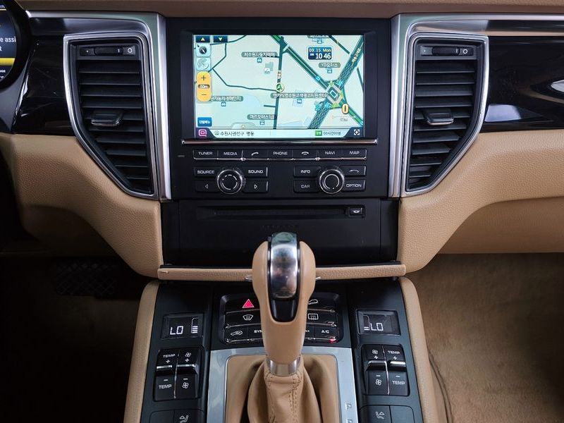 2015 Porsche Macan 3.0 S Diesel 95B photo 14