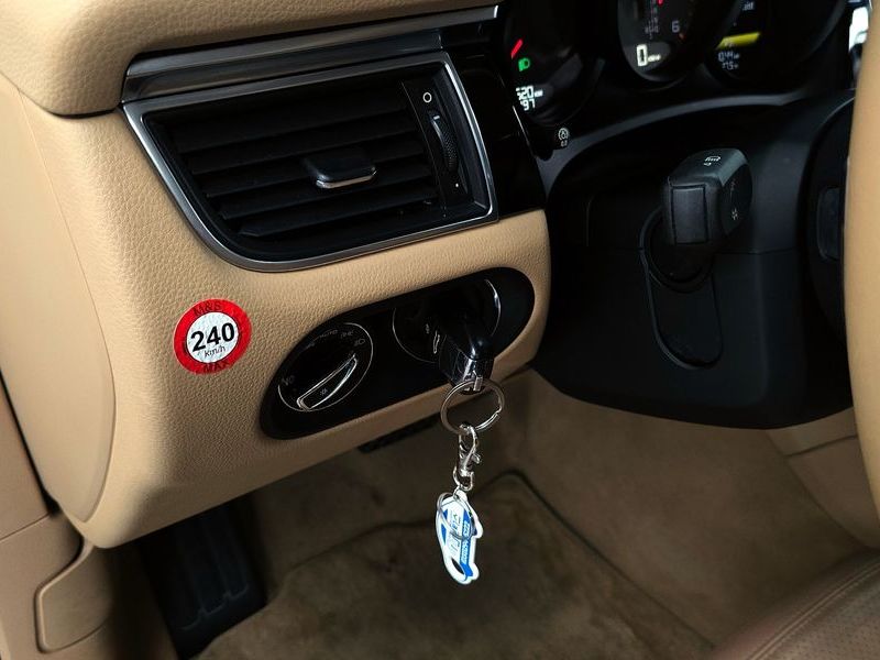 2015 Porsche Macan 3.0 S Diesel 95B photo 16