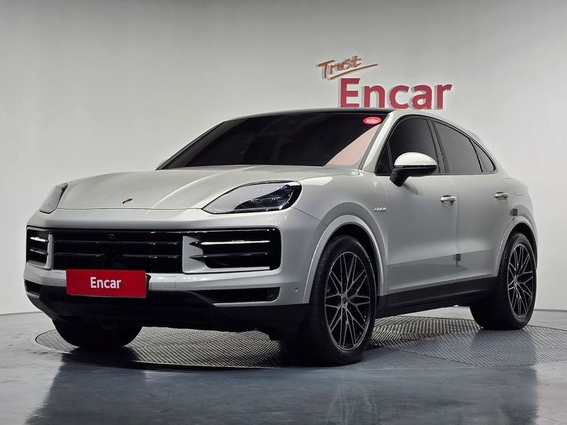2025 Porsche Cayenne 3.0 E-Hybrid Coupe photo 1