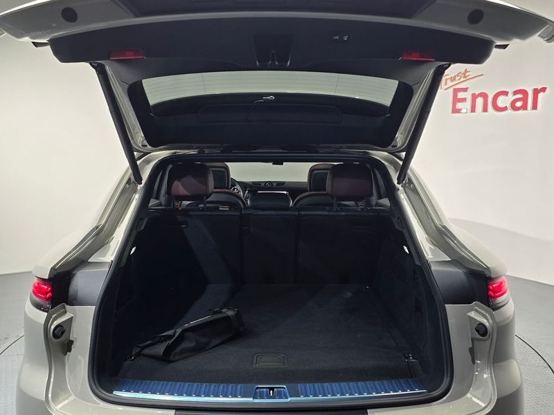 2025 Porsche Cayenne 3.0 E-Hybrid Coupe photo 20