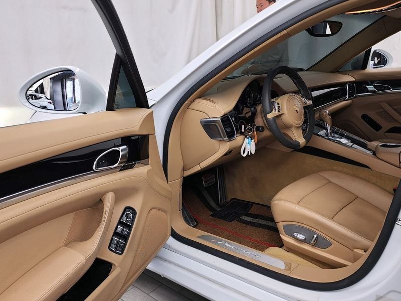 2014 Porsche Panamera 3.0 Diesel 970 photo 10