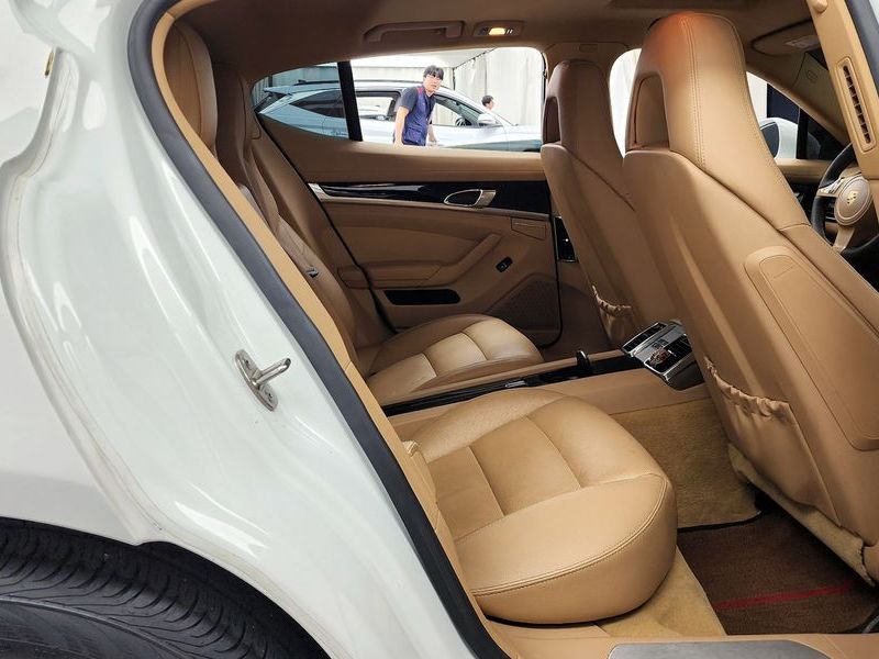2014 Porsche Panamera 3.0 Diesel 970 photo 12