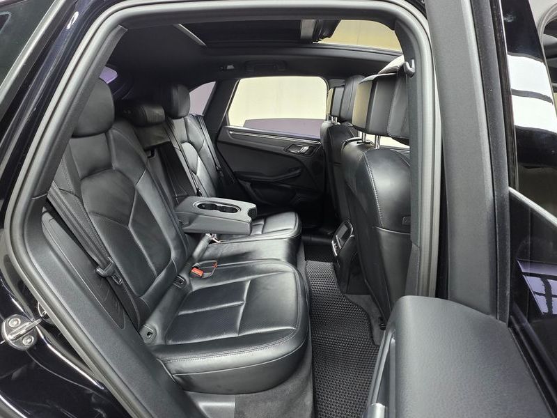 2015 Porsche Macan 2.0 95B photo 19