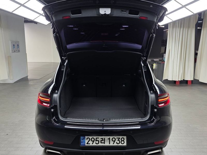 2015 Porsche Macan 2.0 95B photo 20