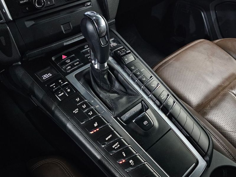 2015 Porsche Macan 3.0 S Diesel 95B photo 9