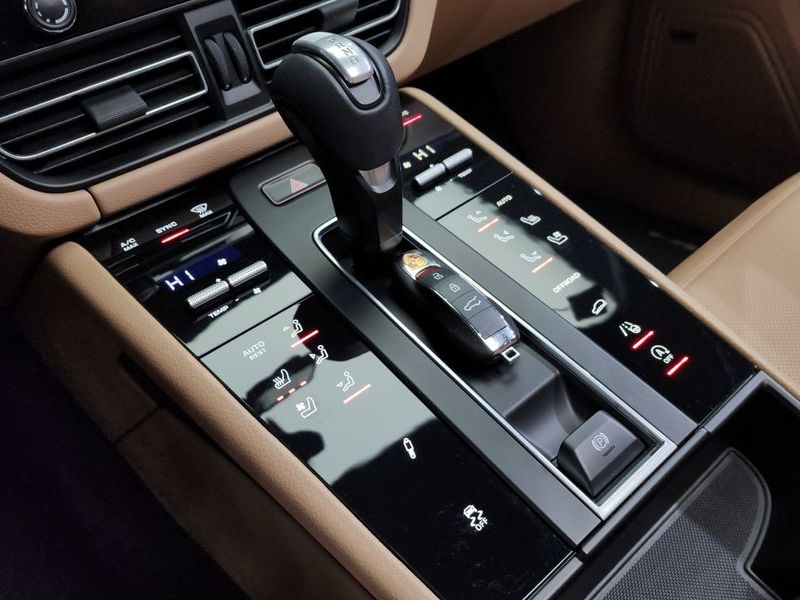 2022 Porsche Macan 2.9 S photo 9