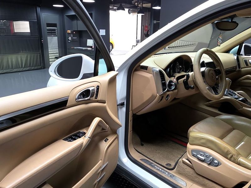 2015 Porsche Cayenne 3.0 S E-Hybrid 958 photo 12